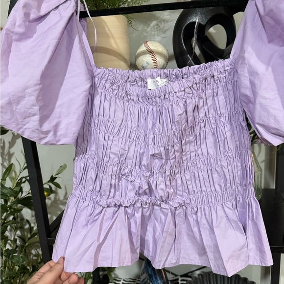 Astr the label Purple Puff Sleeve Smocked Ruffled Blouse size small - Picture 2 of 6